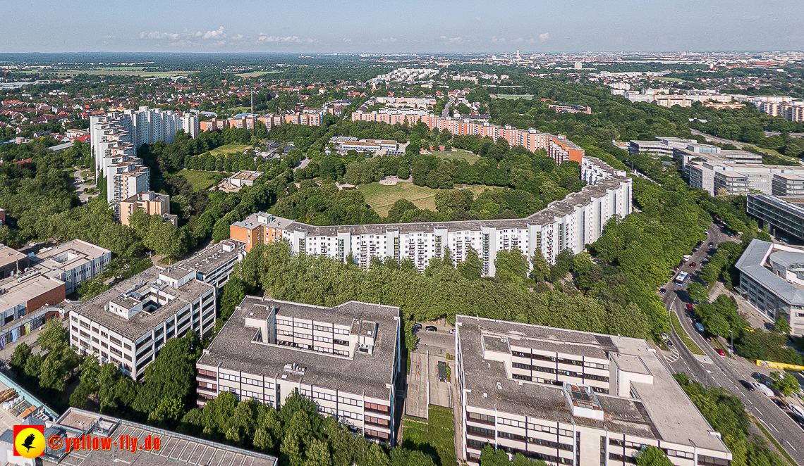 07.06.2023 - Neuperlachs neue Mitte mit PEP, Perlach Plaza, Share, Allianzversicherung und Wohnring